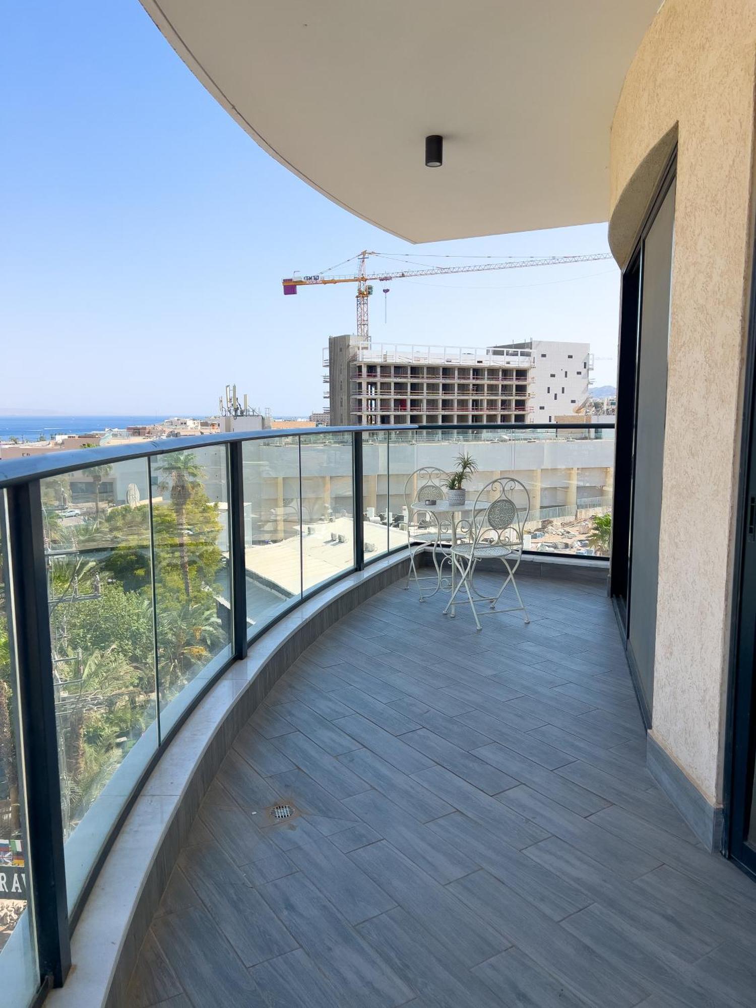 דירה Almogim Avenue Family By Hashdera
