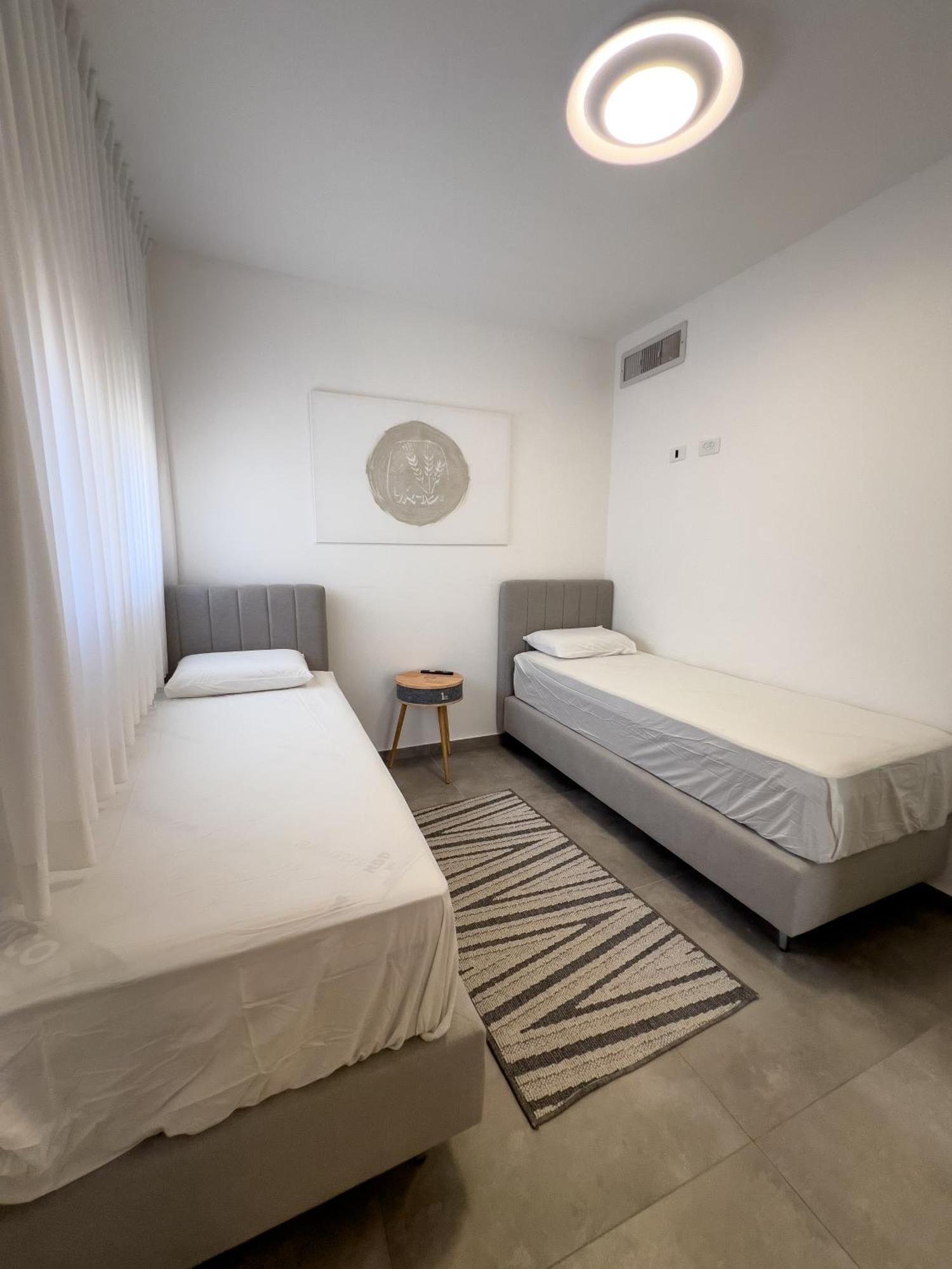 דירה Almogim Avenue Family By Hashdera *
