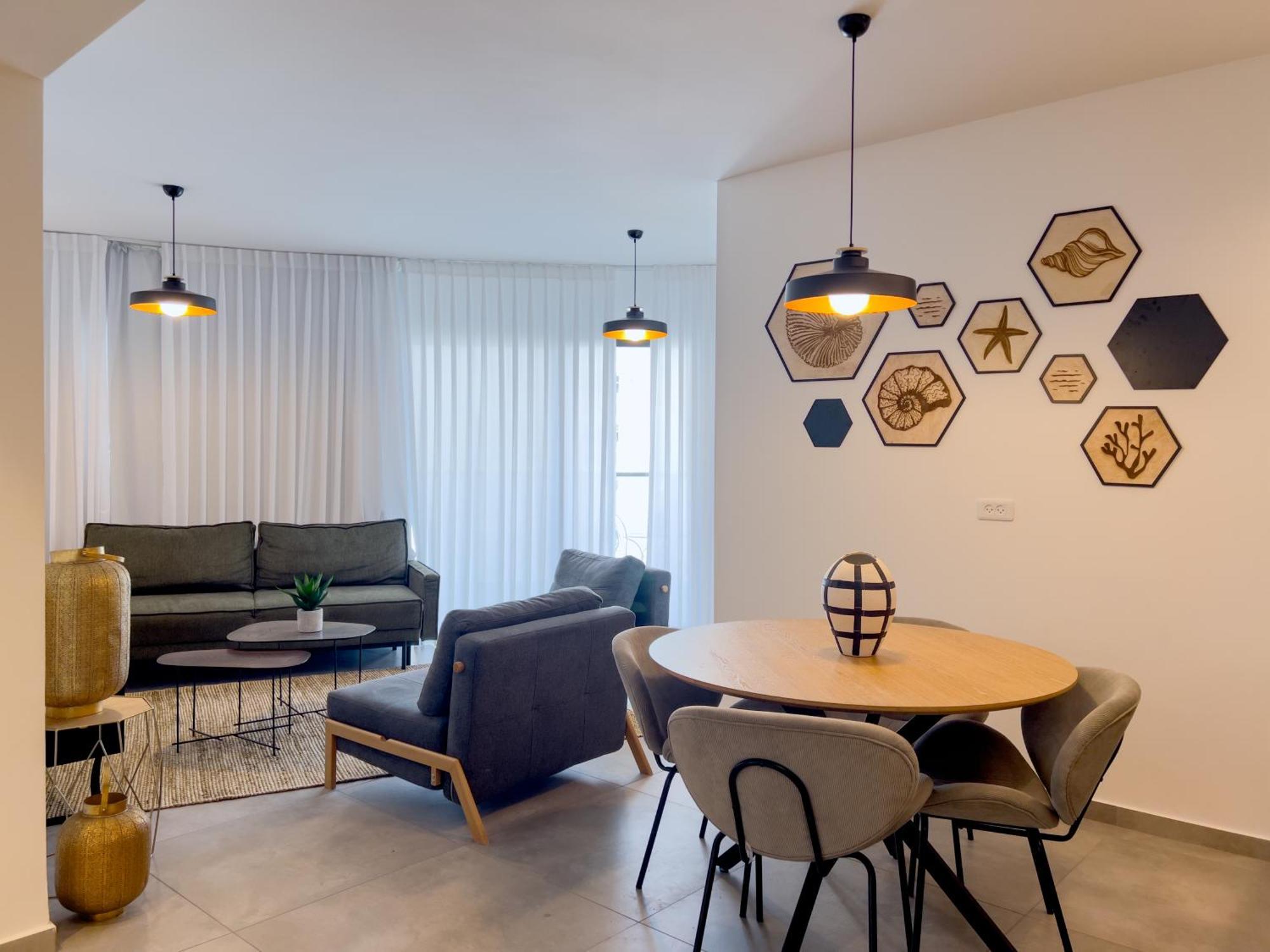 Almogim Avenue Family By Hashdera אילת