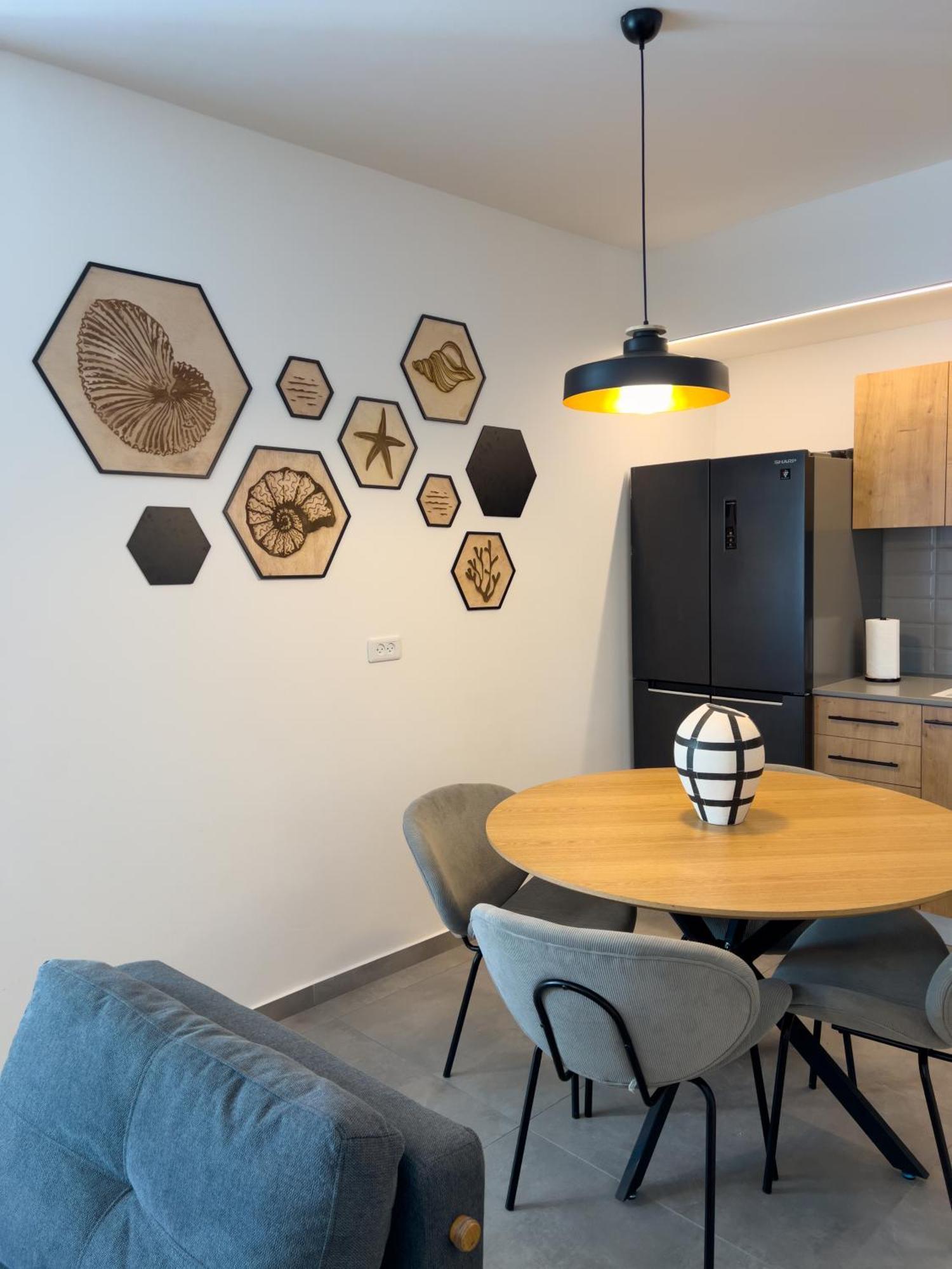 Almogim Avenue Family By Hashdera * אילת
