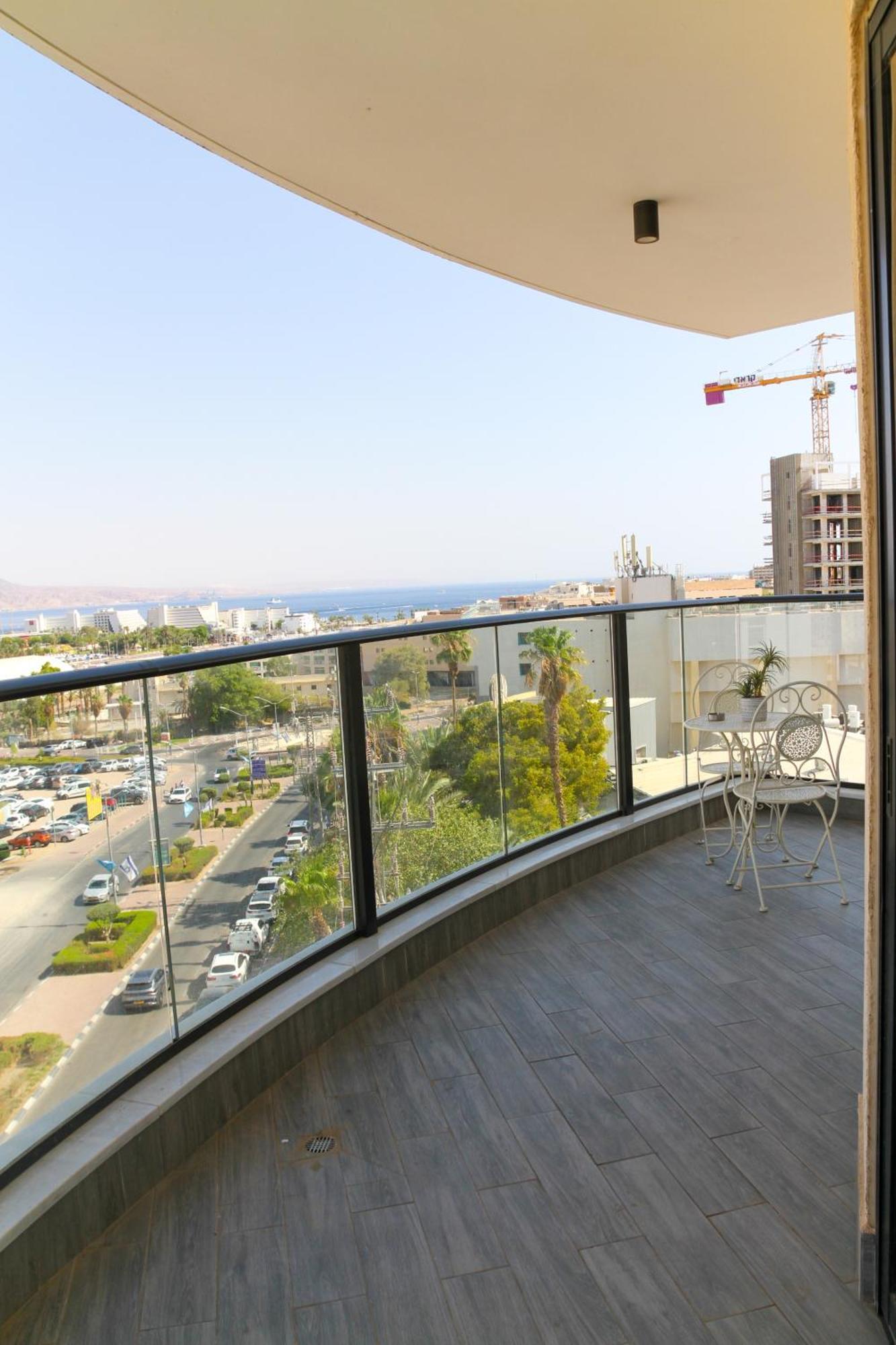 Almogim Avenue Family By Hashdera דירה